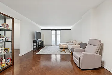 125-10 Queens Boulevard, #5-7