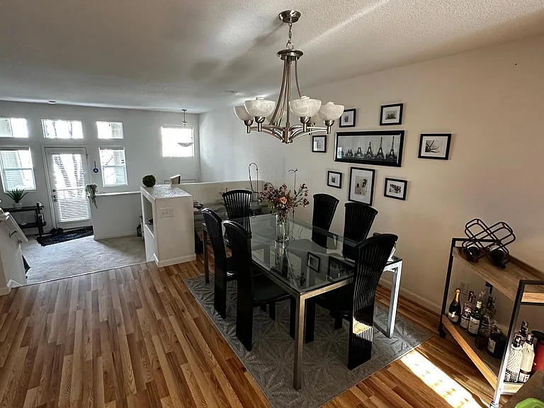 1705 Venice Ln — Photo 10