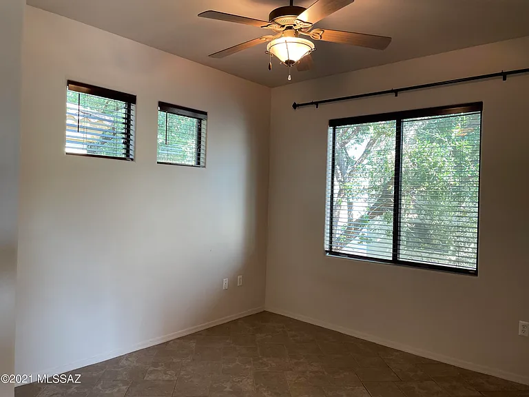 2550 E River Rd #3203 — Photo 16