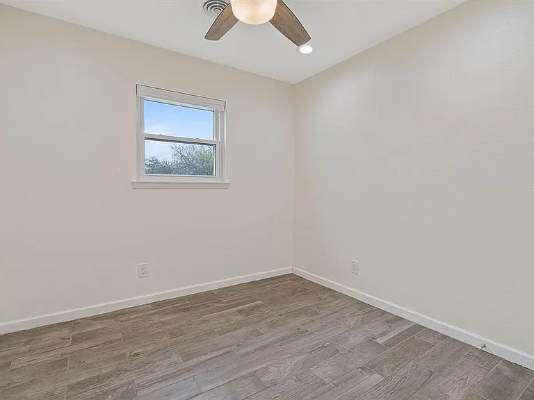 5211 Halmark Dr — Photo 17