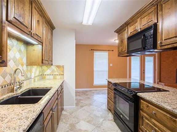3rd image of 9811 Claudette Ct