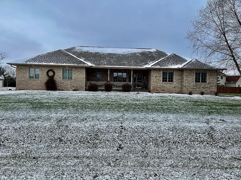 1st image of 5144 E Brooke Ct