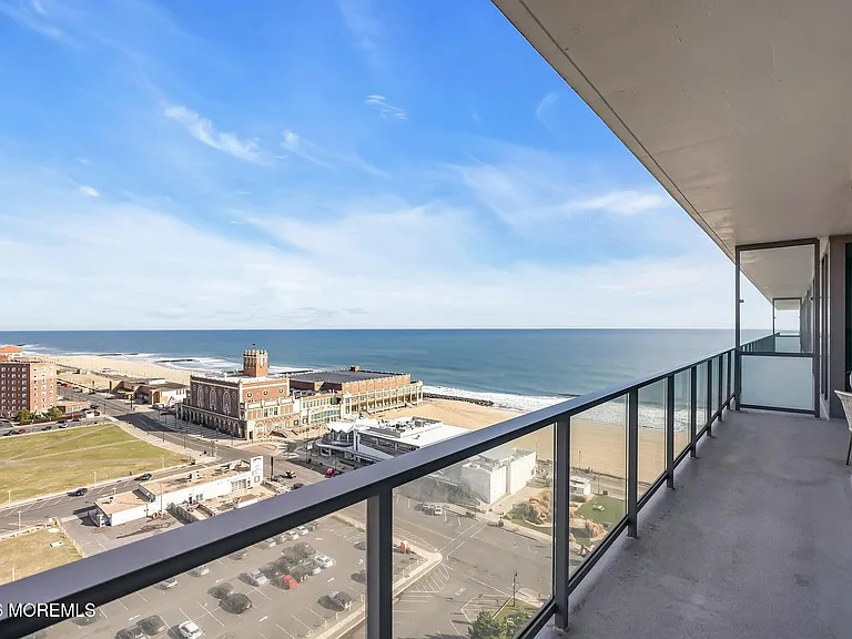 1101 Ocean Ave #1510 — Photo 25