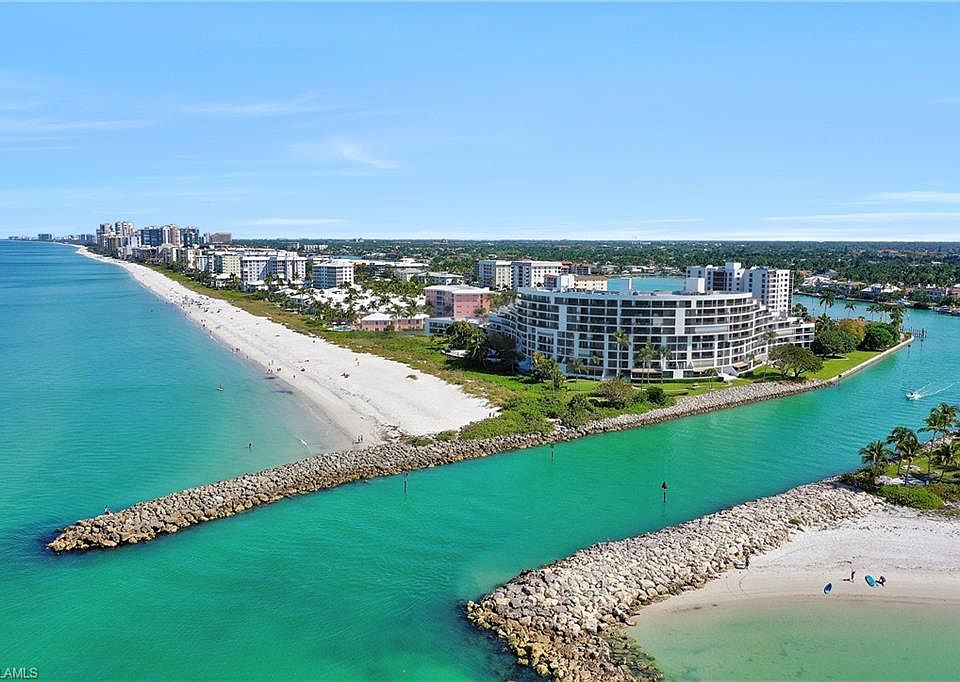 1st image of 2335 Gulf Shore Blvd N