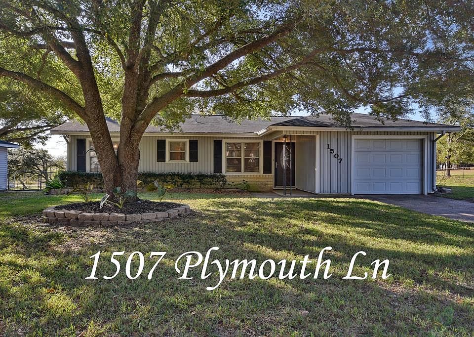1st image of 1507 Plymouth Ln