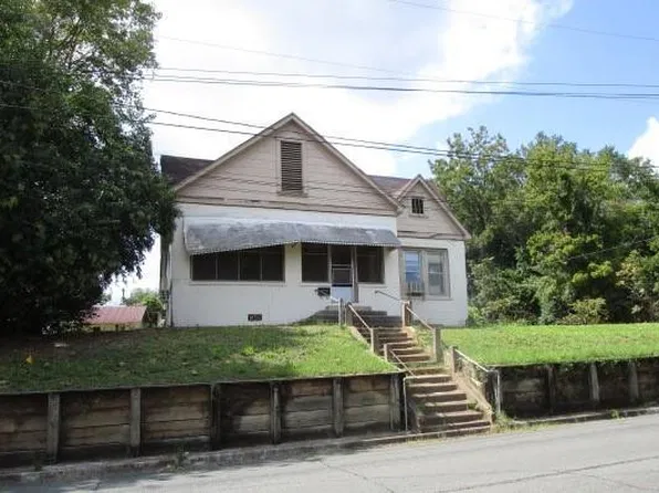 910 2nd St, Natchitoches, LA 71457