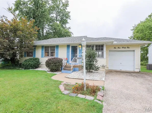 10441 Ewell Dr, Saint Louis, MO 63137