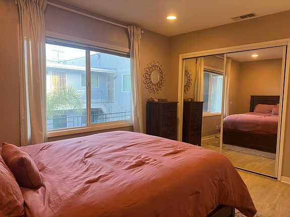 4th image of 8051 Lincoln Blvd APT 4