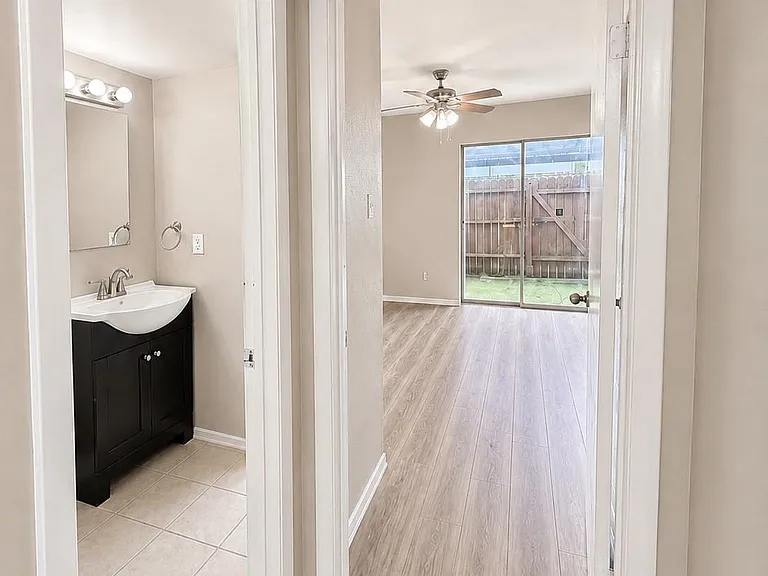 7854 Green Lawn Dr #7854 — Photo 11