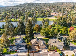 720 NW Riverside Blvd, Bend, OR 97703