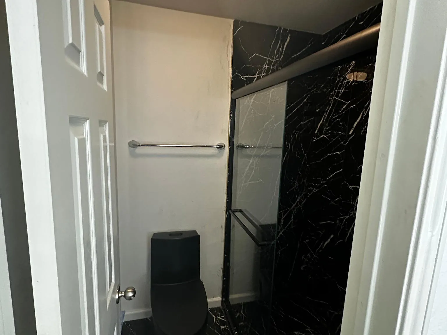 1108 Saint Ann Dr — Photo 2