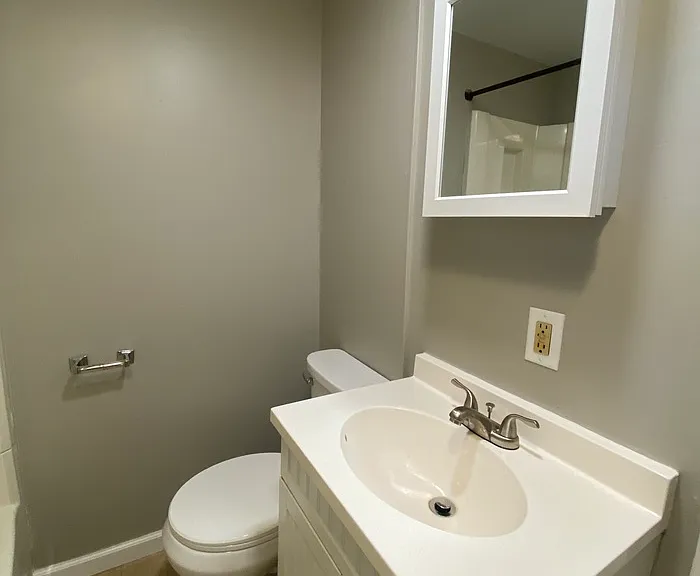 682 Huntington St #2 — Photo 15