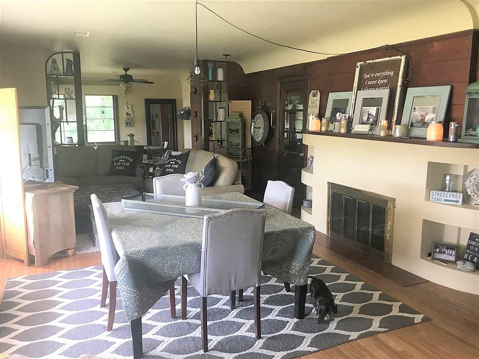 18015 Route 5 East Moline IL Zillow Apartments for Rent in East Moline