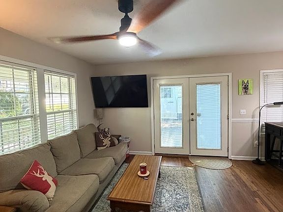 5th image of 128 Sharp St