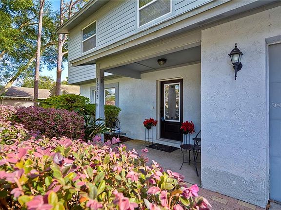 3rd image of 16203 Doublebrook Pl