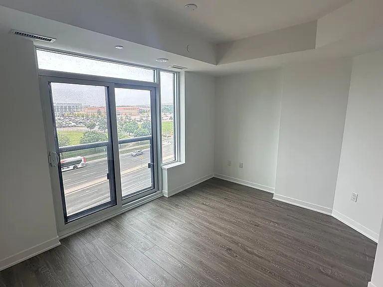 2495 Eglinton Ave W #608 — Photo 12
