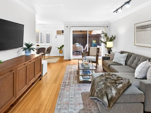 1154 S Barrington Ave APT 114, Los Angeles, CA 90049