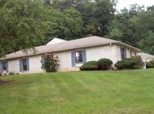 344 Valleybrook Dr, Lancaster, PA 17601