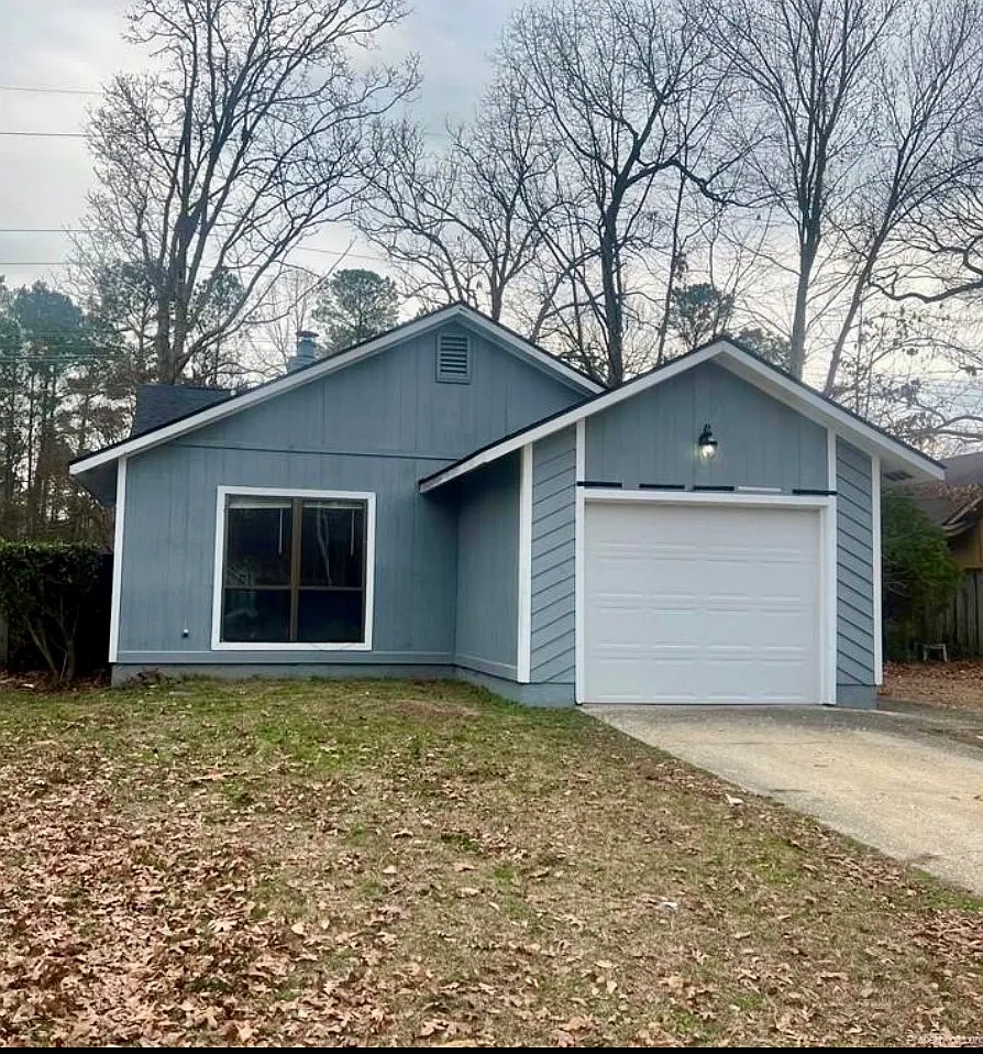 Candlewood Dr, Fayetteville — Photo 3