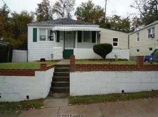 1316 Chapel Oaks Dr, Capitol Heights, MD