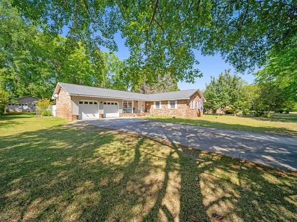 2153 Tanglewood Rd, Sumter, SC 29154