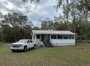 1821 SE Highway 317, Old Town, FL 32680