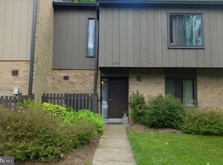 1793 Ivy Oak Sq #69, Reston, VA 20190