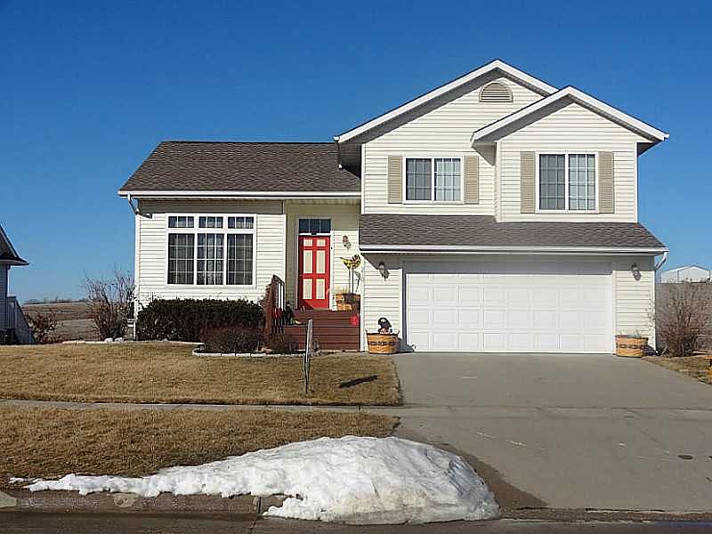 1st image of 210 Rogers Dr