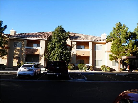 3rd image of 1050 E Cactus Ave Unit 1026