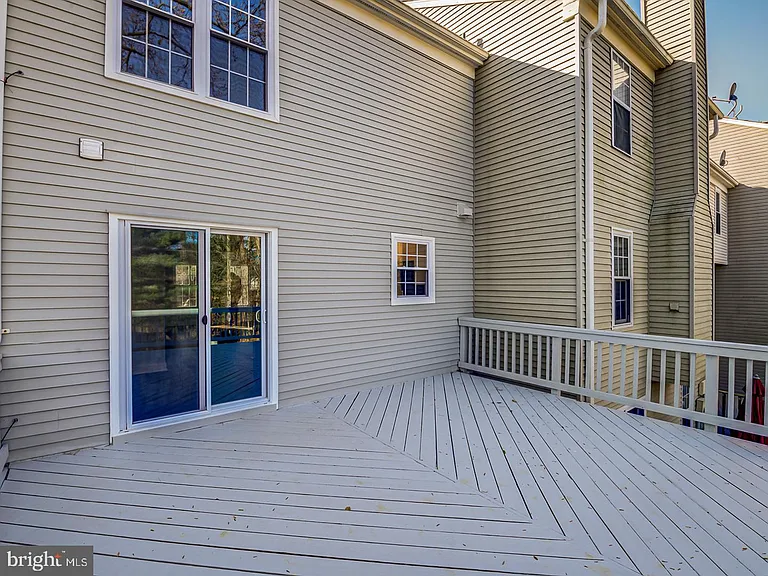 5 Climbing Ivy Ct — Photo 25