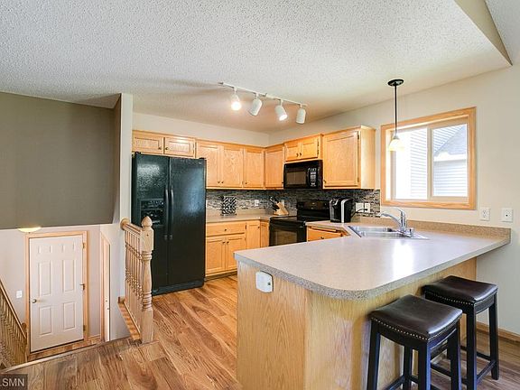 4th image of 3571 232nd Ct NW