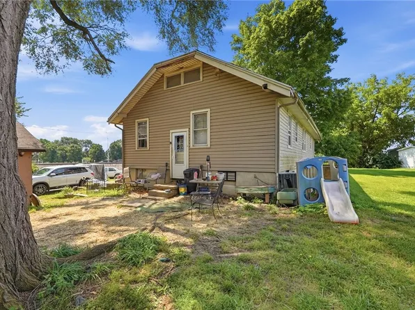 74 W Alex Bell Rd, West Carrollton, OH 45449
