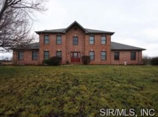 3750 Sugar Lake Dr, Freeburg, IL 62243