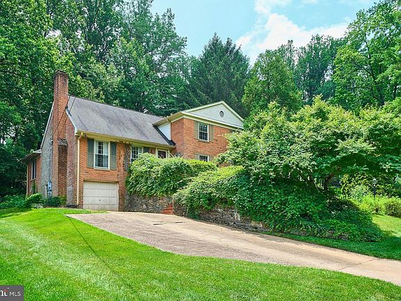 2nd image of 3606 Bent Branch Ct