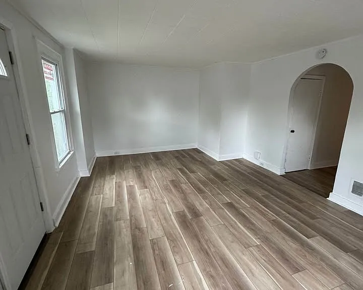 204-06 Sunset Ave #204 — Photo 5