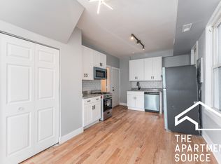 1626 W Beach Ave #1R, Chicago, IL 60622