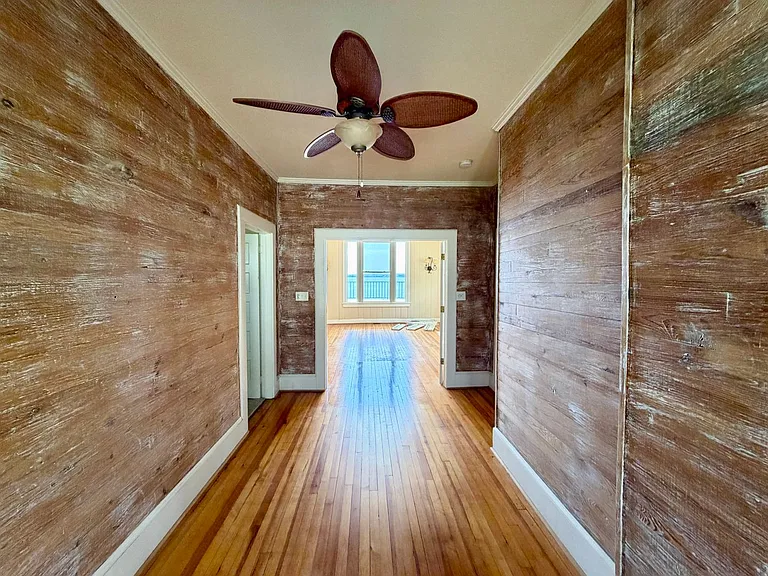 321 Cove View Ct — Photo 13