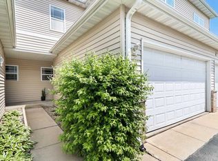 4021 Maple Grv, Madison, WI 53719