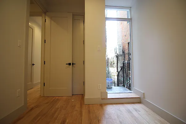 Rented by Nooklyn NYC LLC | media 33