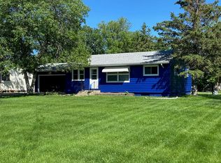 610 S Main St, Badger, MN 56714