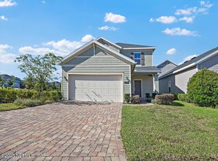 2757 Pointed Leaf Rd, Green Cove Springs, FL 32043