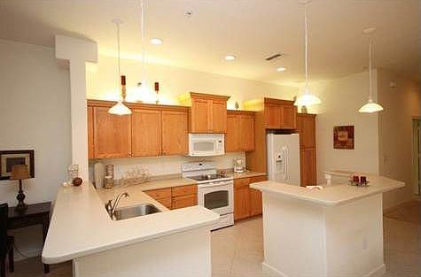 4th image of 8741 Piazza Del Lago Cir