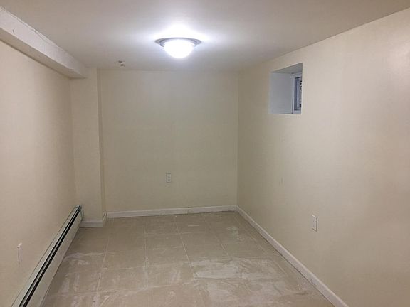 3rd image of 644 Henderson Avenue # Fl 1