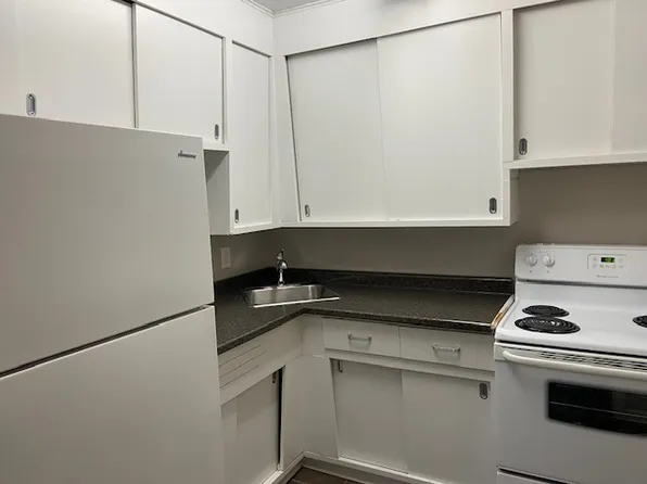 182 Worthington St E, North Bay, ON P1B 1G8