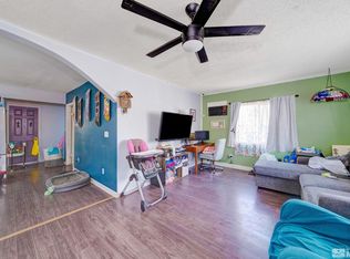 1461 G St, Sparks, NV 89431