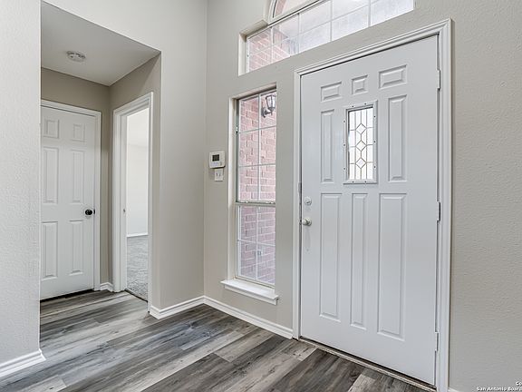 5th image of 1218 EARLSTON DR