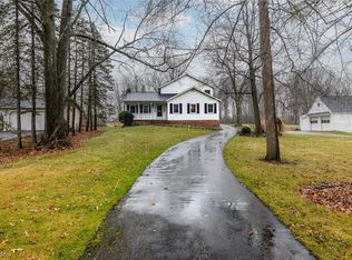 32800 Pettibone Rd, Solon, OH 44139