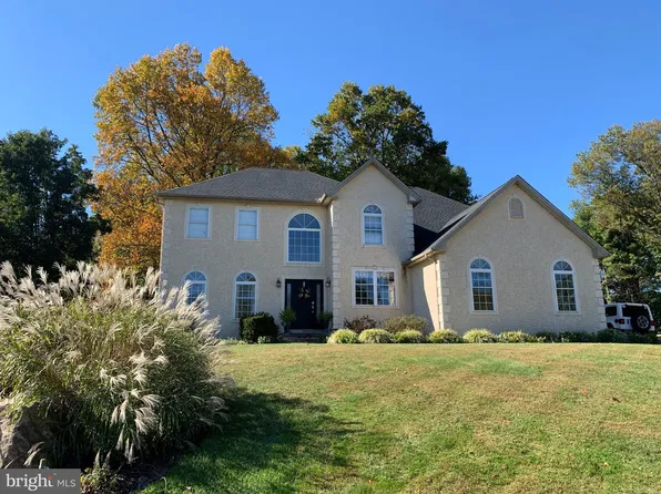 52 Hidden Valley Dr, Newark, DE 19711