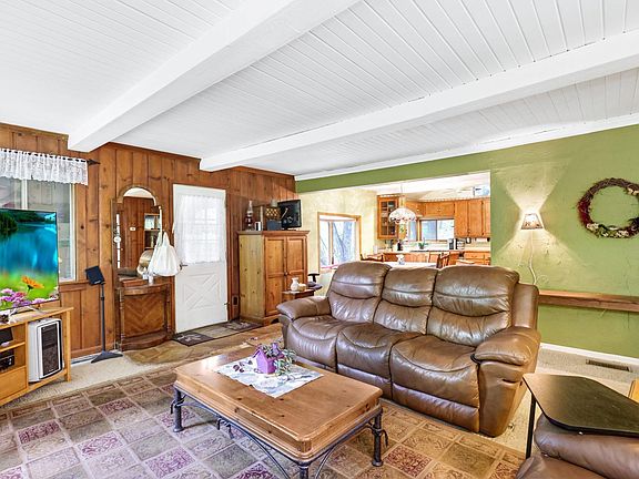5th image of 219 Hazel Ave
