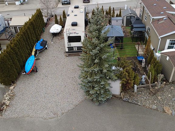 3rd image of 1383 Silver Sands Rd